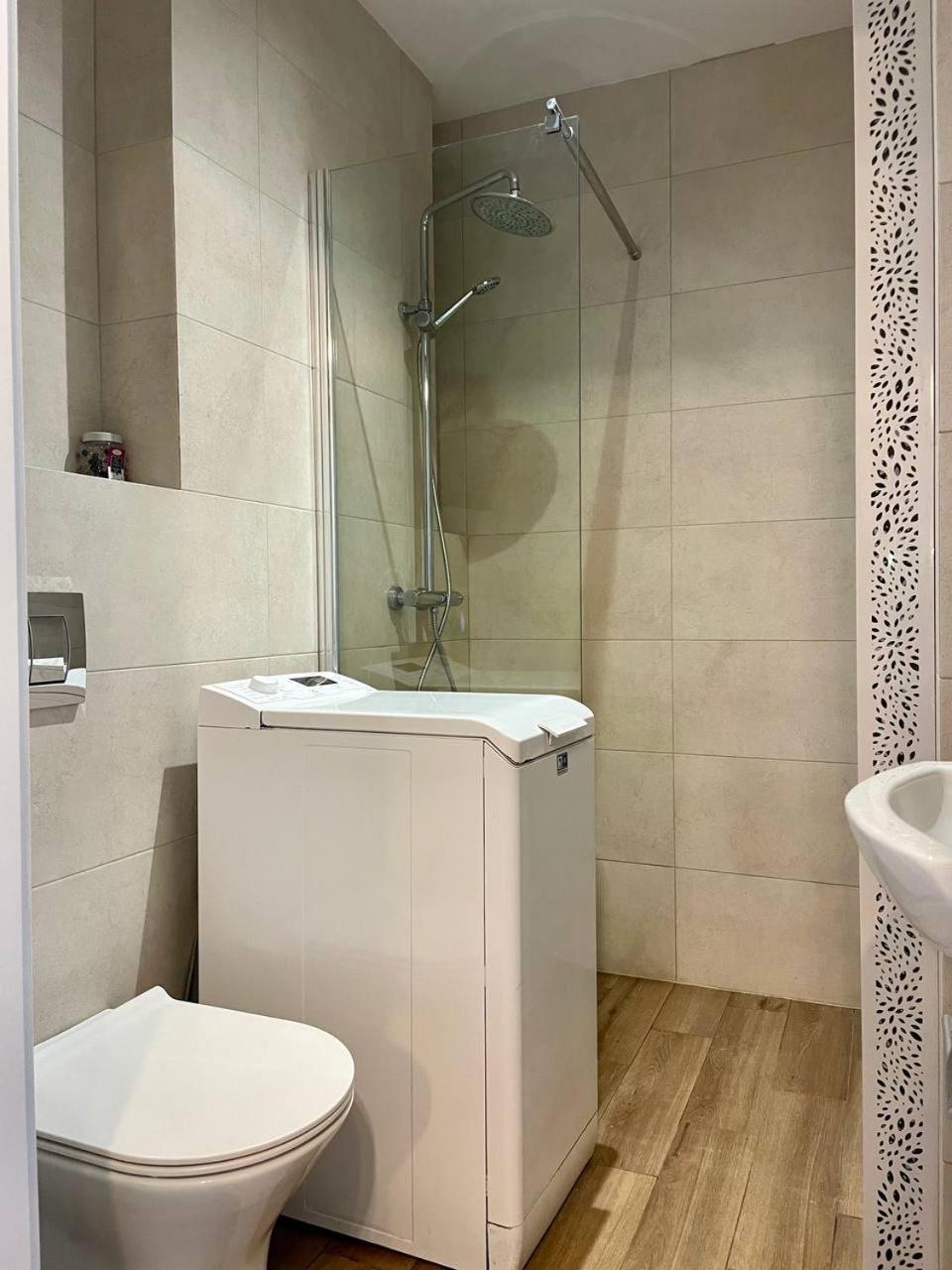Halby Rooms Grzybowska 5 Warsaw Luaran gambar